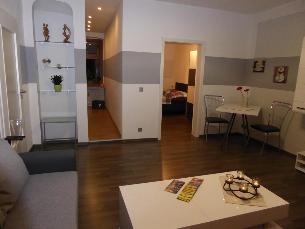 Weiss-Ferienwohnung Quedlinburg Buitenkant foto